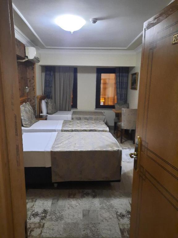 Grand Hisar Hotel Istanbul Exterior photo